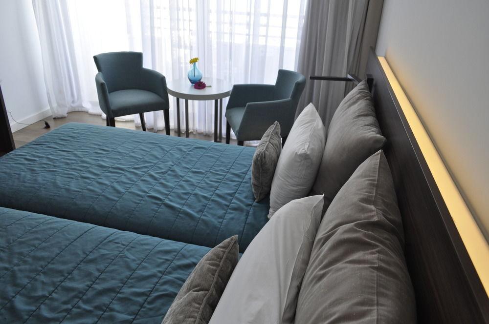 Sun Hall Hotel ลาร์นาคา ภายนอก รูปภาพ