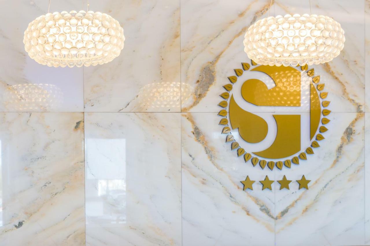 Sun Hall Hotel ลาร์นาคา ภายนอก รูปภาพ
